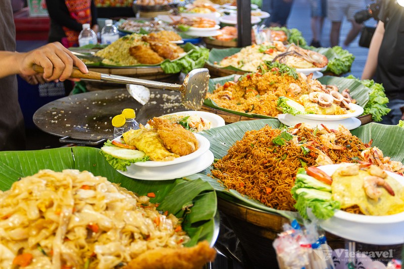 Pattaya - Bangkok – Buffet Baiyoke Sky – Hoàng Cung